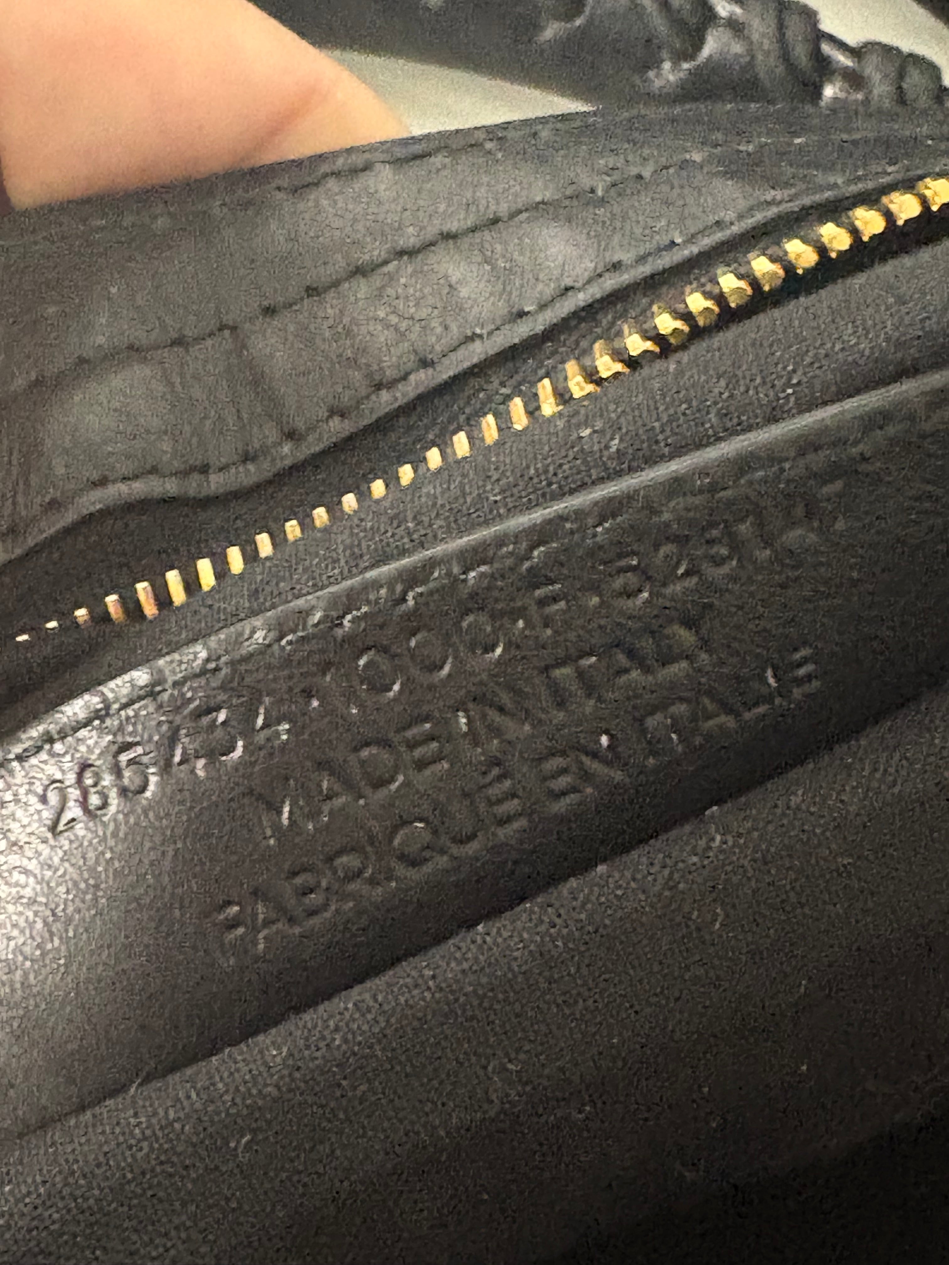 Balenciaga black town/city bag